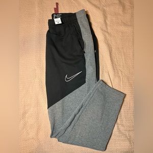 Nike Men’s Therma-Fit Size Large Sweatpants